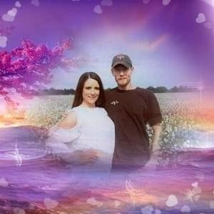 Meet your Posher, Lara